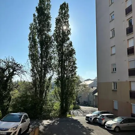 Proche De La Gare Apartment